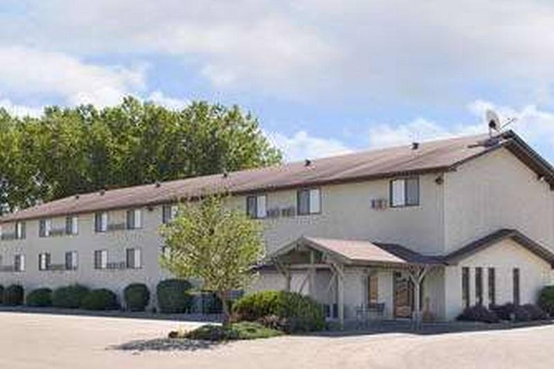 Travelodge Yankton Extérieur photo
